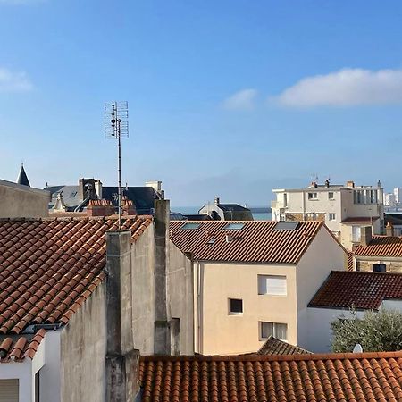 La Rose Des Vents - Studio A 20 Metres Du Remblai 莱萨布勒-多洛讷 外观 照片